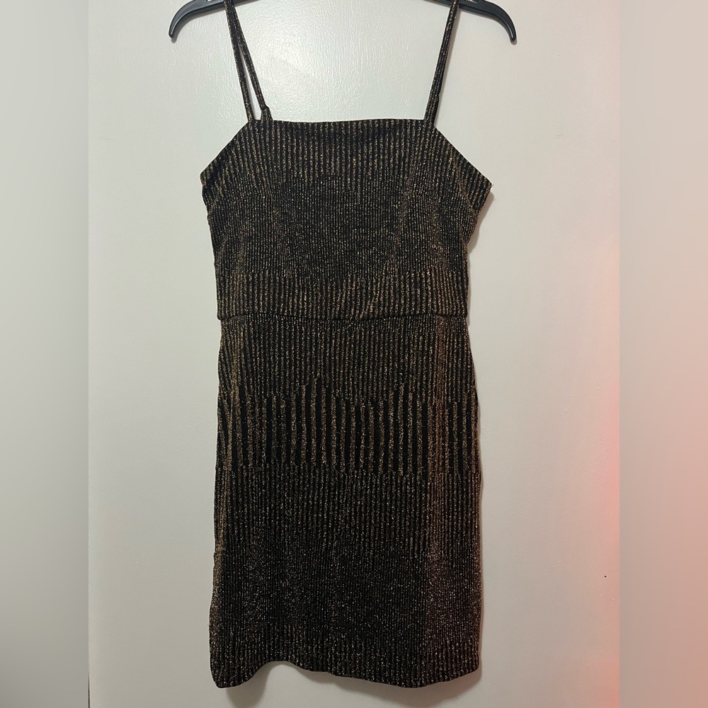 Mi ami gold/black mini dress size medium NWT